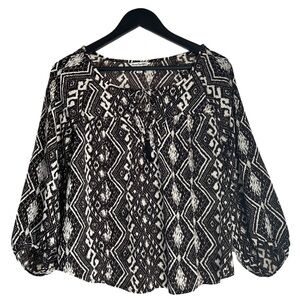 American Eagle Outfitters Tribal Boho Printed Long Sleeve Flowy Top